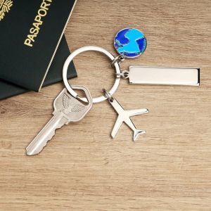 LLAVERO FLYVE personalizada